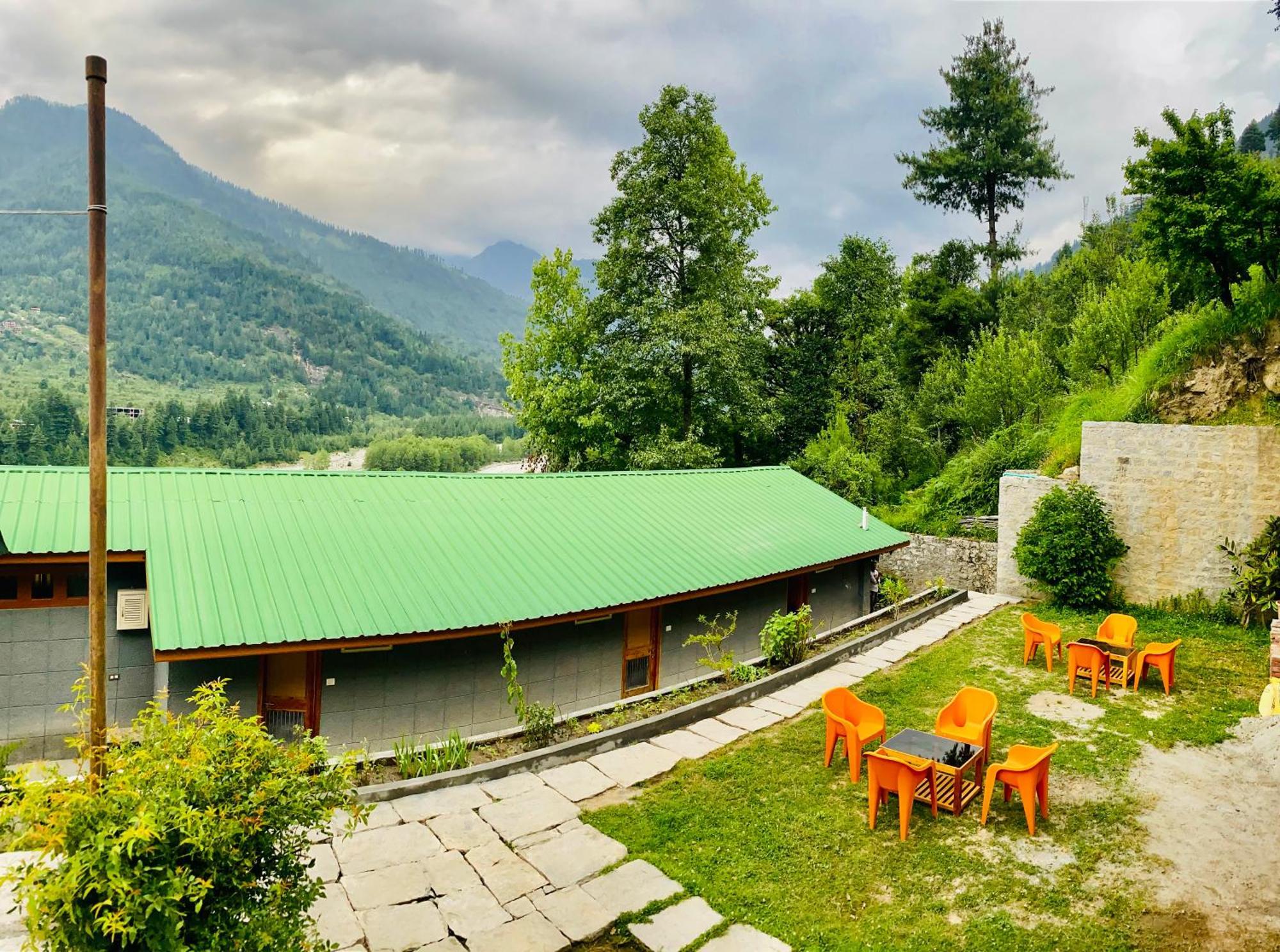 Snow Clad Riverview Hotel & Resort, Manali Eksteriør bilde