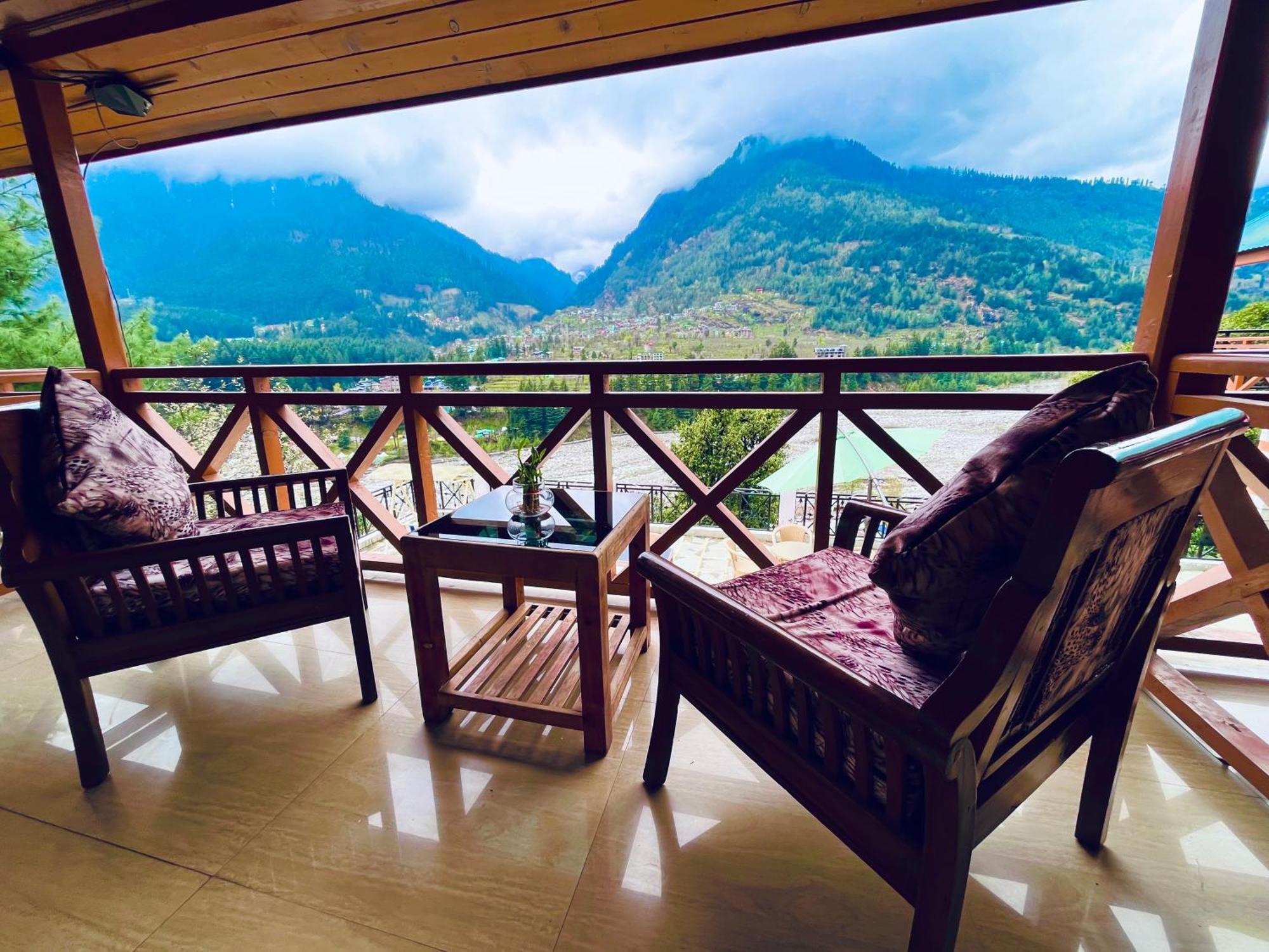 Snow Clad Riverview Hotel & Resort, Manali Eksteriør bilde